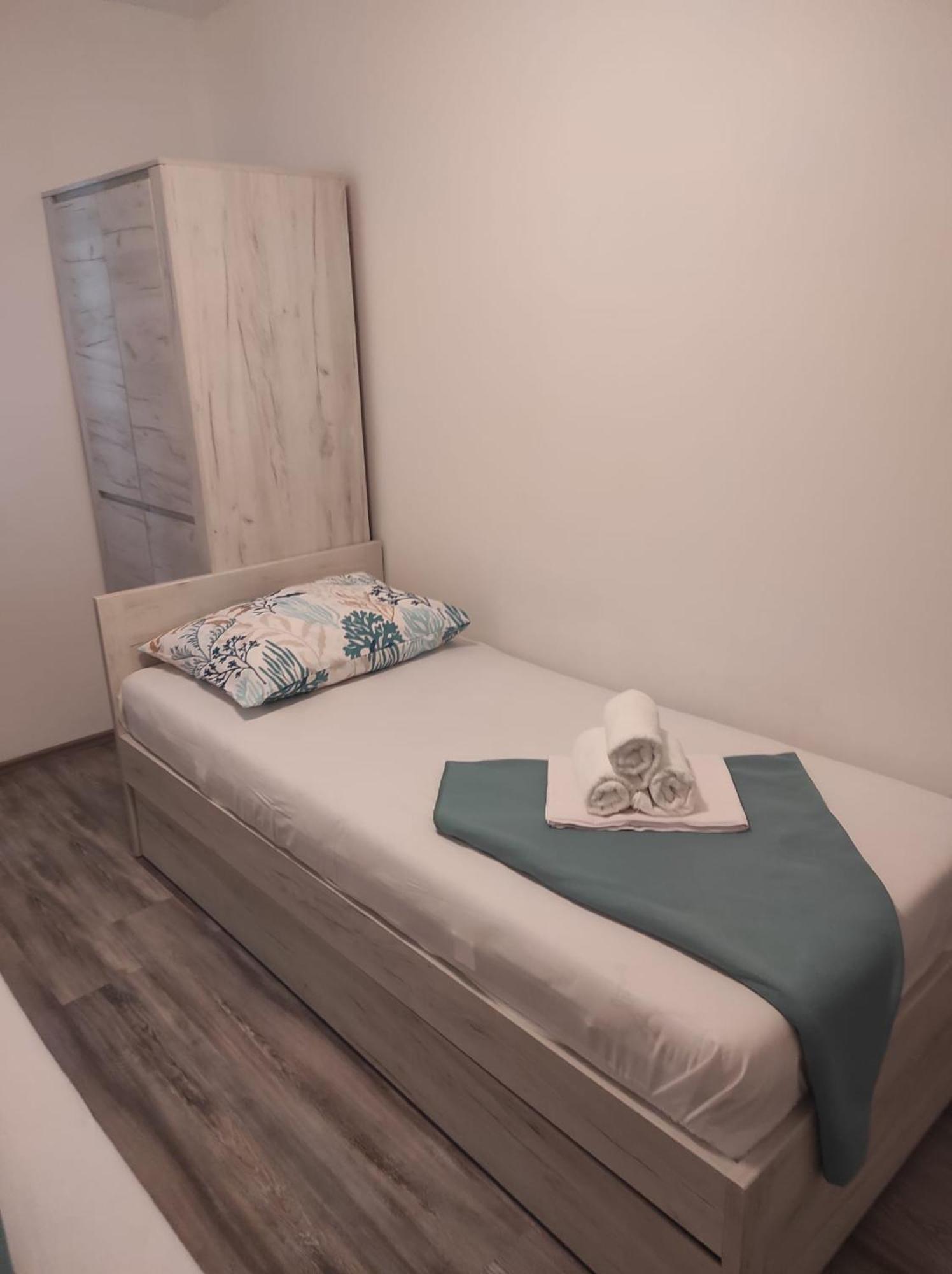 Apartman Koko With Private Jacuzzi Makarska Ngoại thất bức ảnh