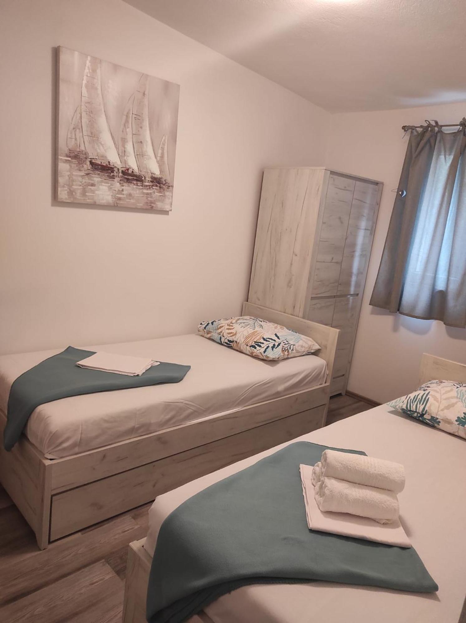 Apartman Koko With Private Jacuzzi Makarska Ngoại thất bức ảnh