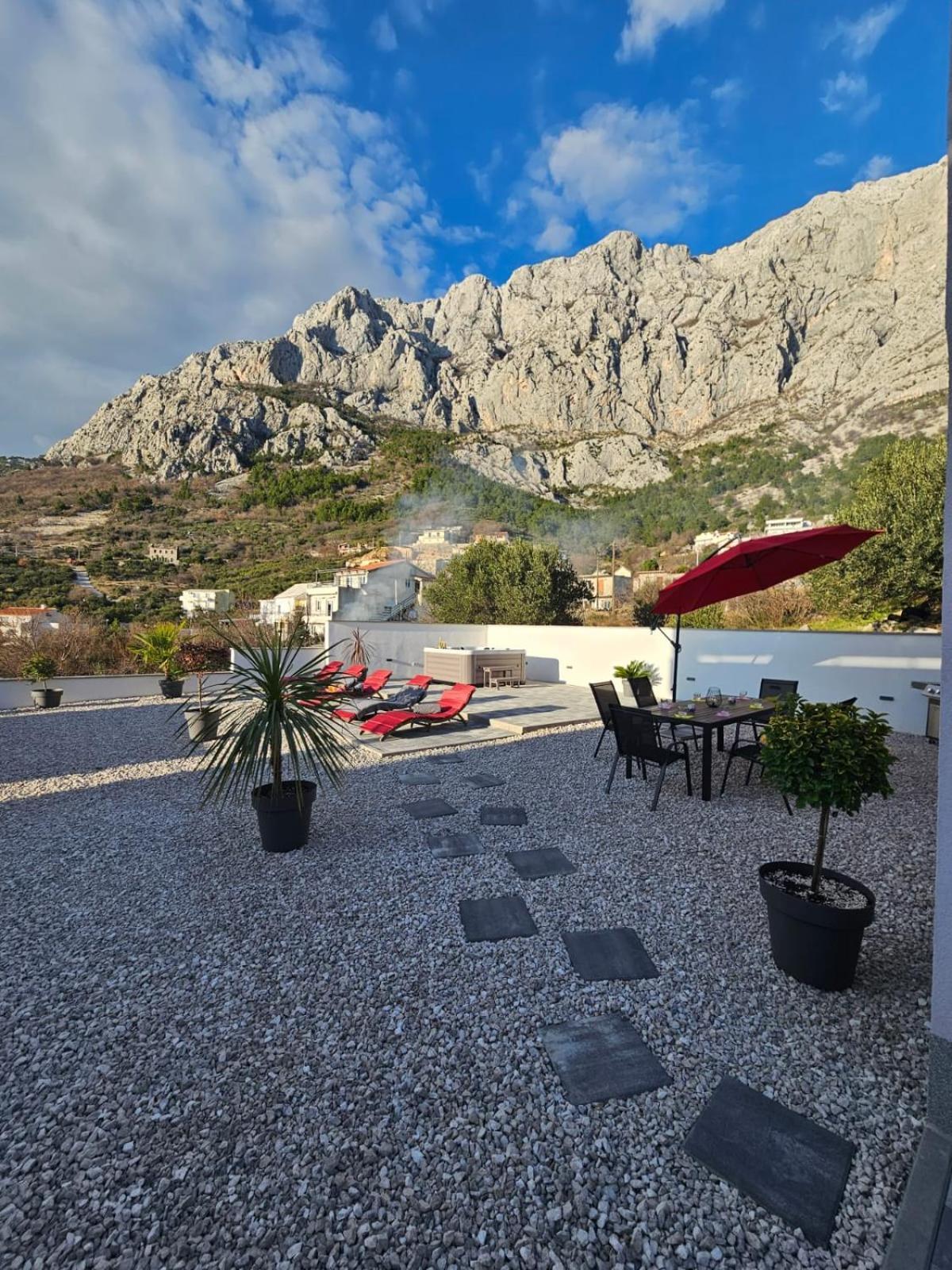 Apartman Koko With Private Jacuzzi Makarska Ngoại thất bức ảnh
