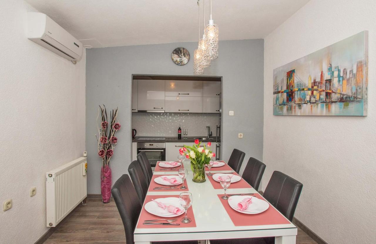 Apartman Koko With Private Jacuzzi Makarska Ngoại thất bức ảnh